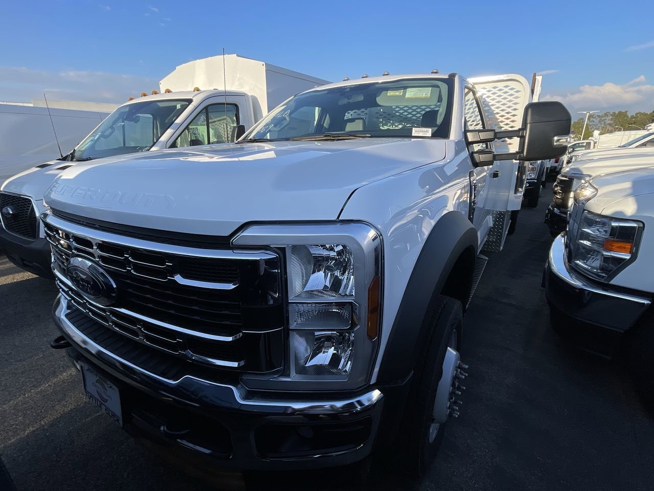New 2026 Oxford White Ford XL image 2