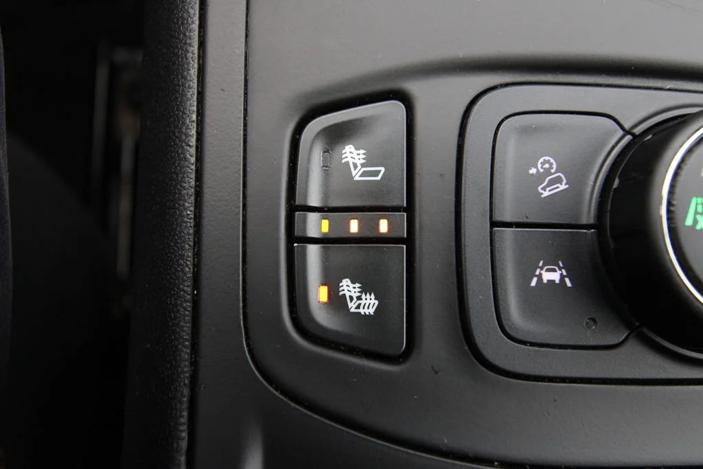 Used 2020 Gray GMC SLT image 12