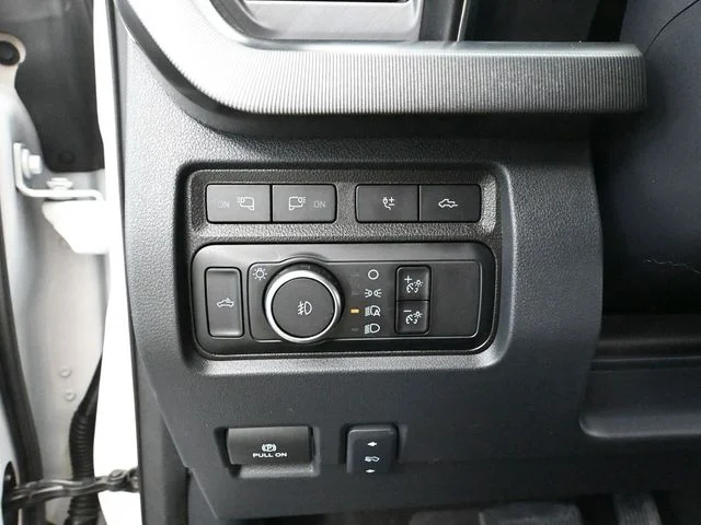 2024 Ford F-350 Super Duty Platinum - Photo 31