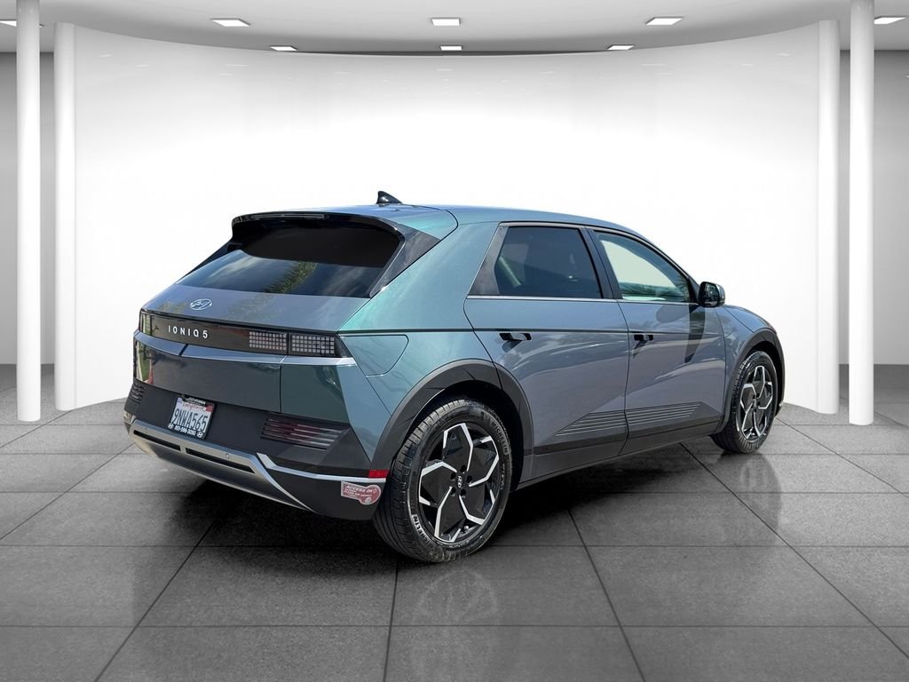 Certified Used 2024 Green Hyundai SE image 5