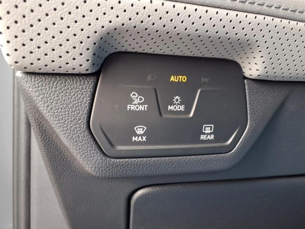 2025 Volkswagen Atlas Atlas Peak Edition - Photo 17