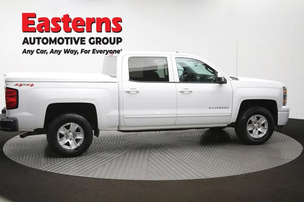 Used 2015 White Chevrolet LT image 45