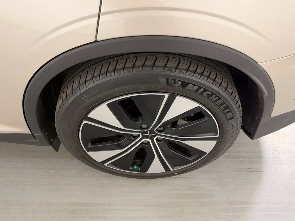 Used 2024 Gray Polestar Long Range Dual Motor image 10
