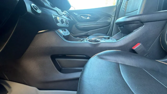 Used 2023 Black GMC AT4 image 28