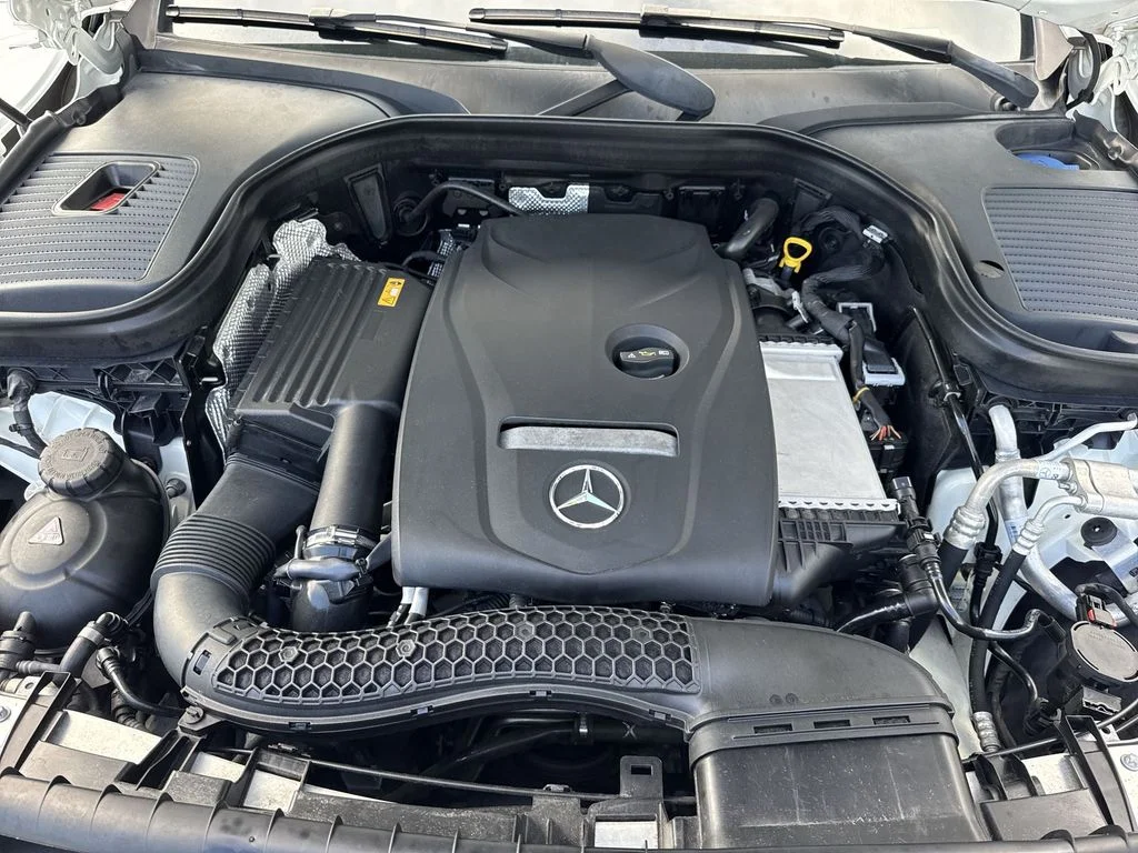 Used 2018 Polar White Mercedes-Benz GLC 300 image 59
