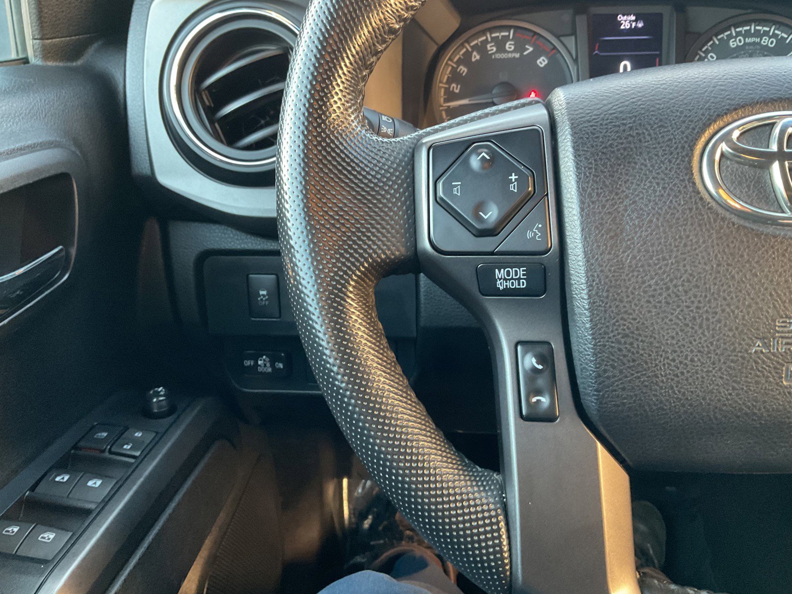 2021 Toyota Tacoma TRD Sport - Photo 23
