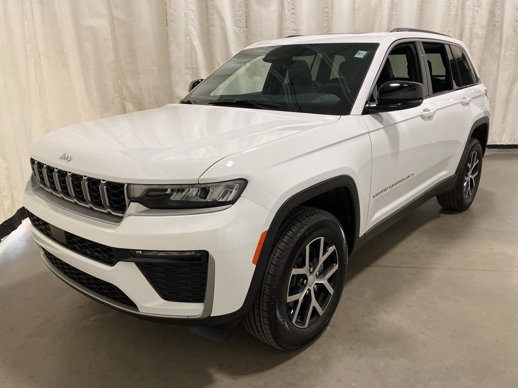 Used 2026 Bright White Clearcoat Jeep Limited image 18