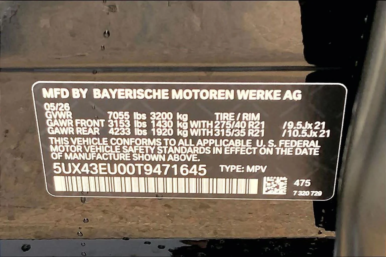 New 2026 Black Sapphire Metallic BMW xDrive50e image 19
