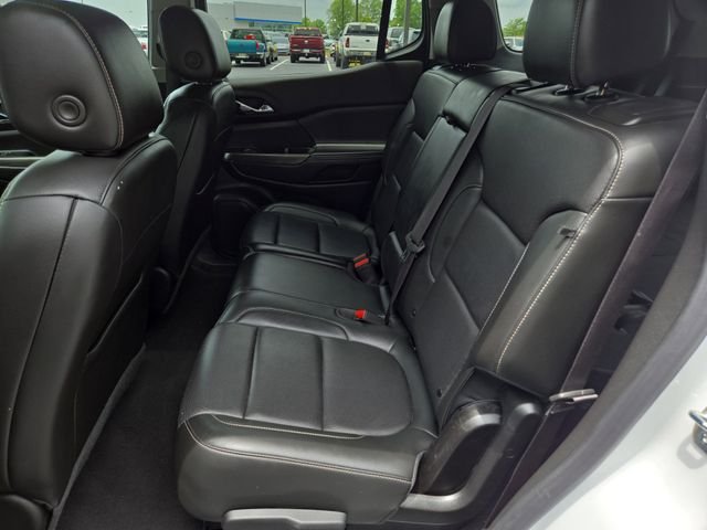 Used 2023 White GMC SLT image 19