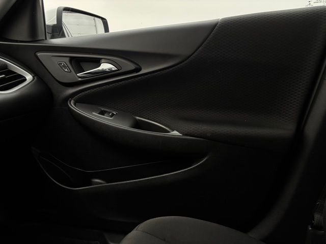 Used 2024 Summit White Chevrolet LT image 38