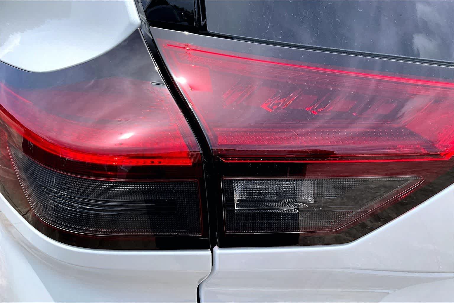 New 2026 Everest White Pearl TriCoat Nissan Dark Armor image 12