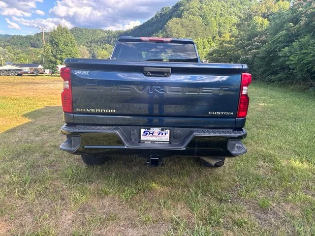 Used 2022 Blue Chevrolet Custom image 7