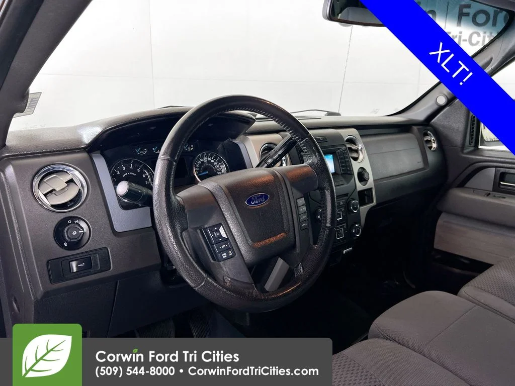 Used 2013 Oxford White Ford XLT image 3
