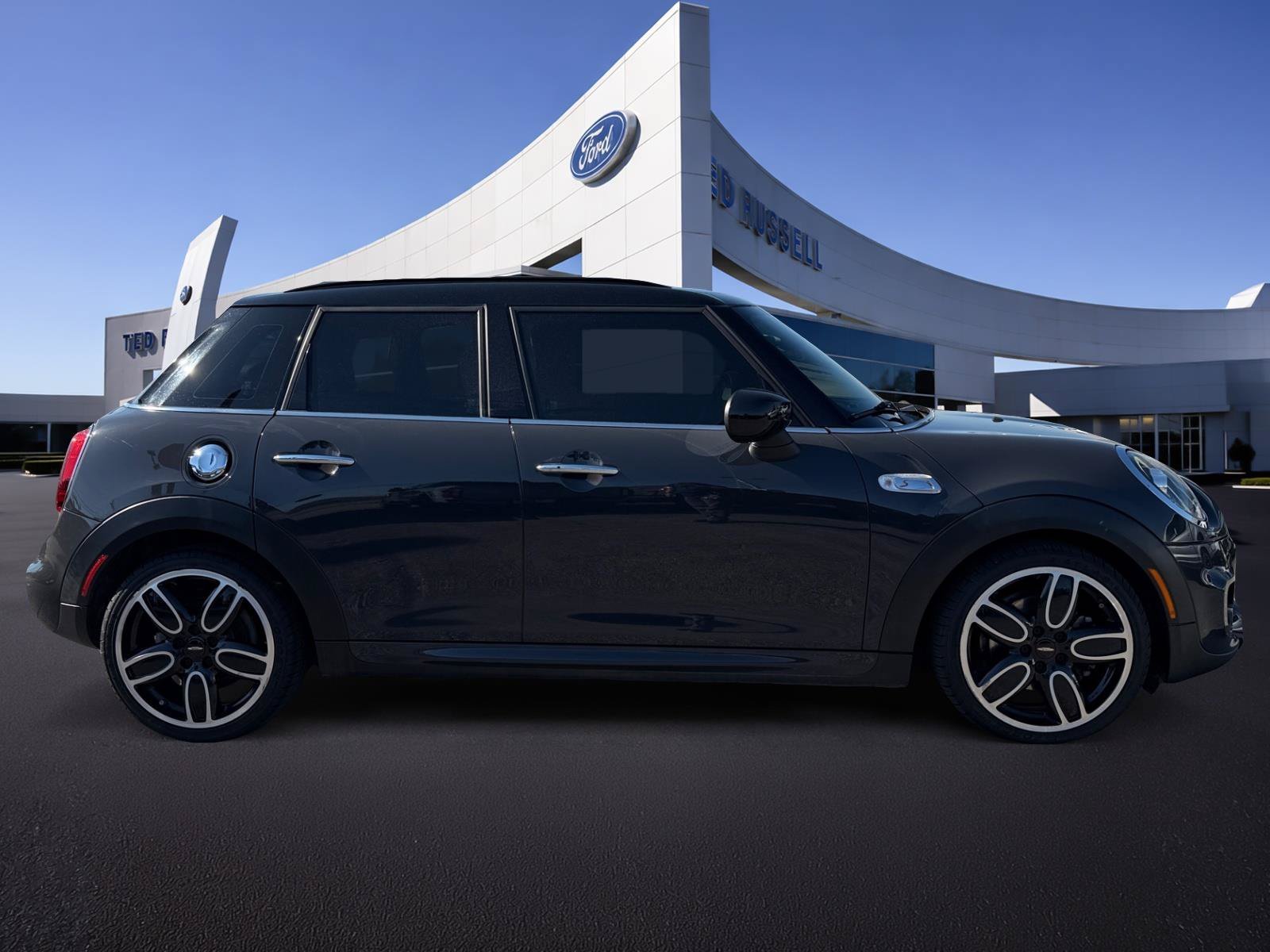 Used 2020 Gray Metallic MINI Signature image 4