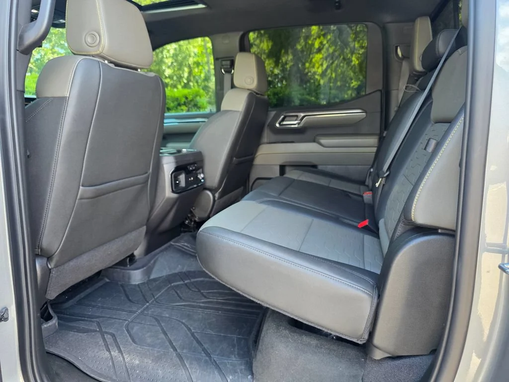 Used 2024 Sterling Gray Metallic Chevrolet ZR2 image 29