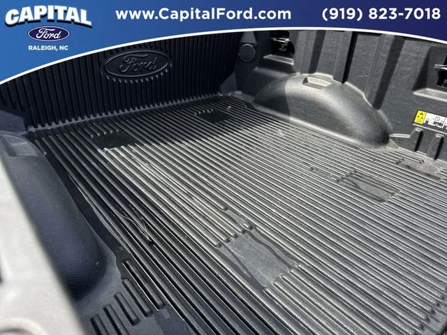 Used 2022 Red Ford XLT image 17