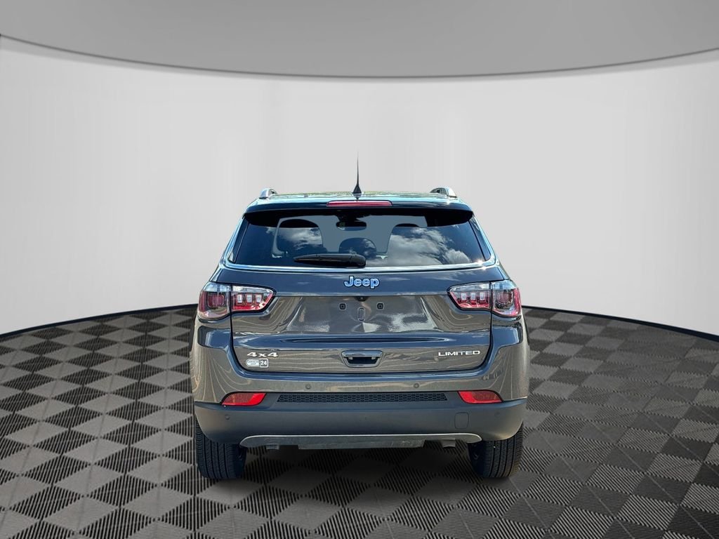 Used 2024 Gray Jeep Limited image 7