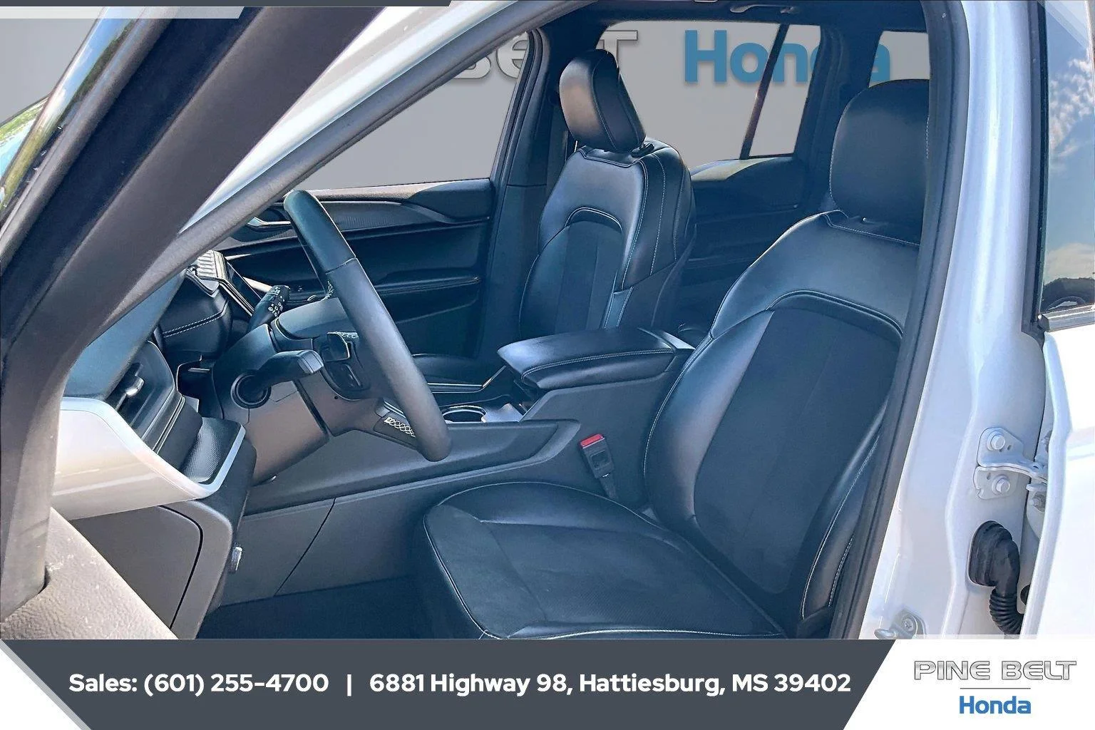 Used 2025 Bright White Clearcoat Jeep Altitude image 18