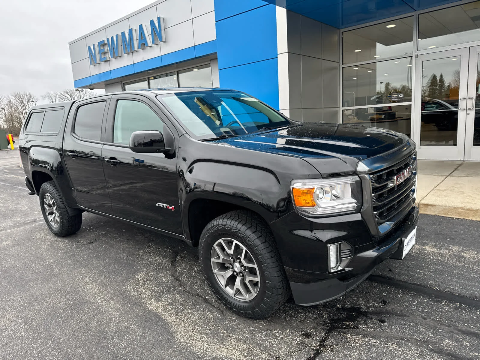 2022 GMC Canyon 4WD AT4 Crew Cab Short Box (Cloth)'s photo
