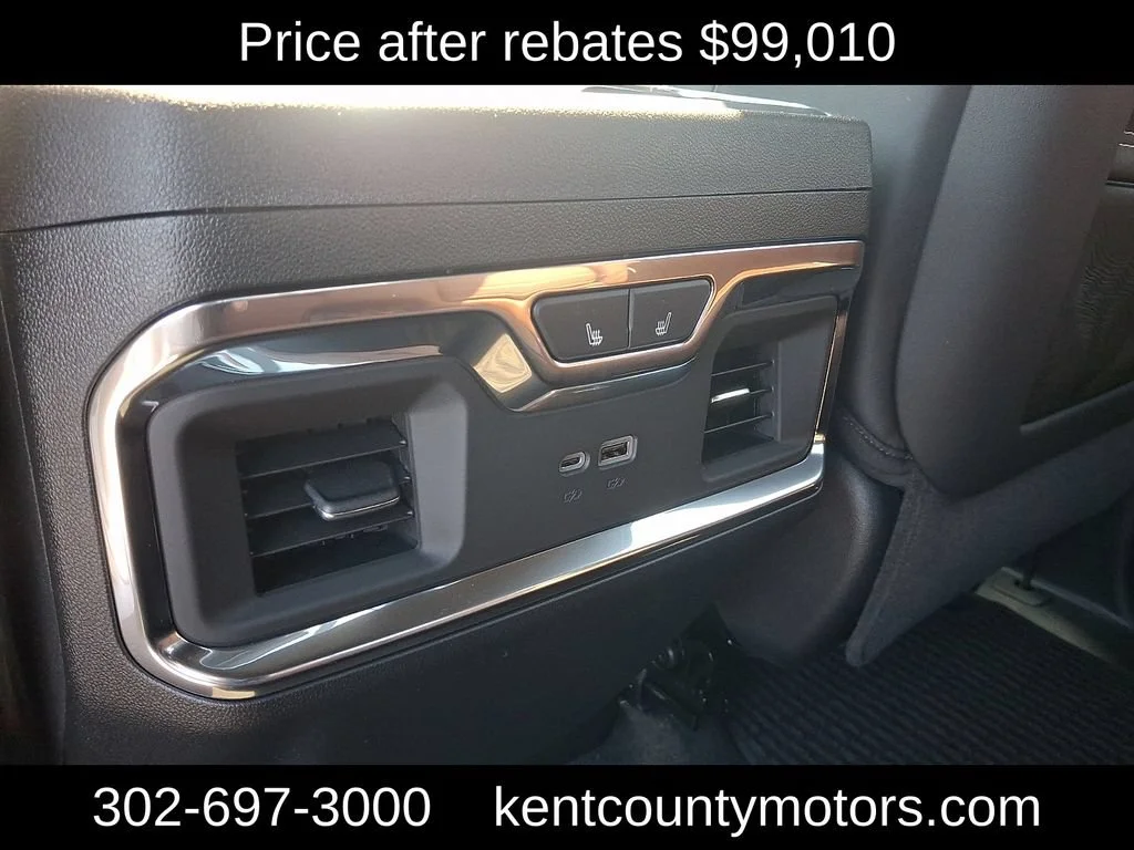 New 2026 Glacier White Tricoat GMC Denali Ultimate image 10