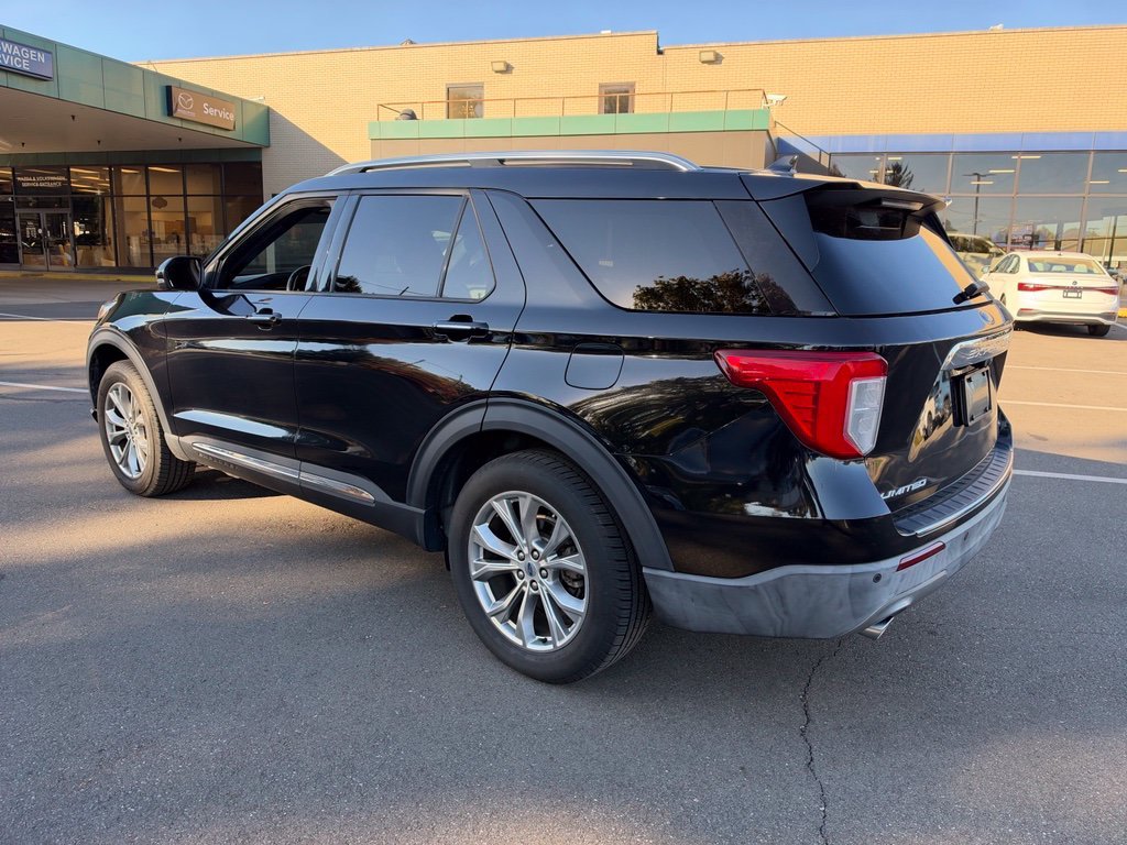 Used 2020 Black Ford Limited image 7