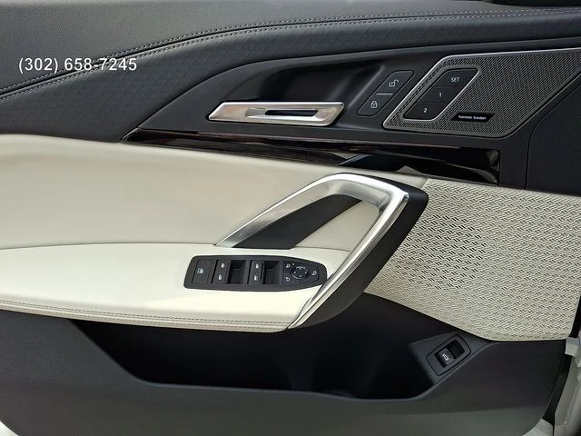 New 2026 Alpine White BMW xDrive28i image 11