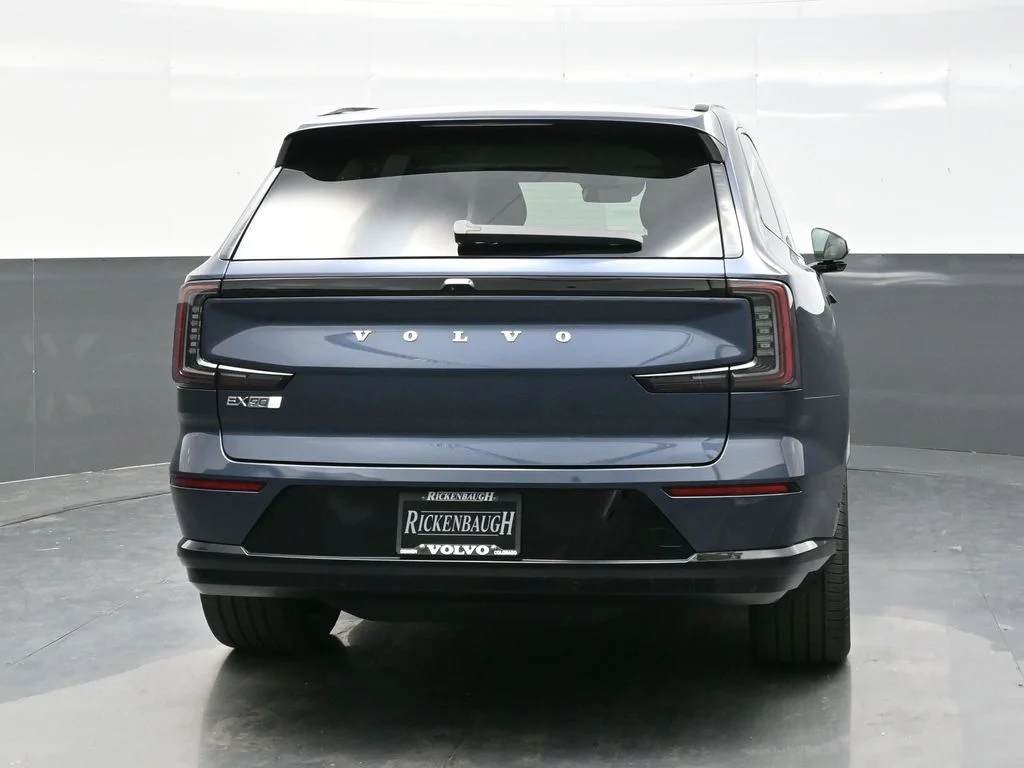 New 2025 Denim Blue Volvo Ultra image 6
