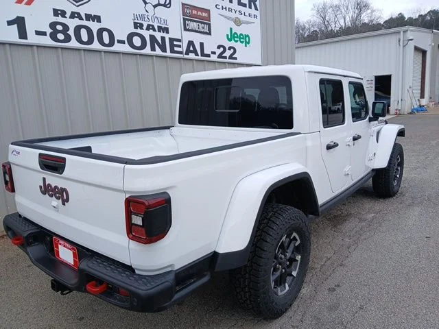 New 2026 Bright White Clear-Coat Exterior Paint Jeep Rubicon image 3