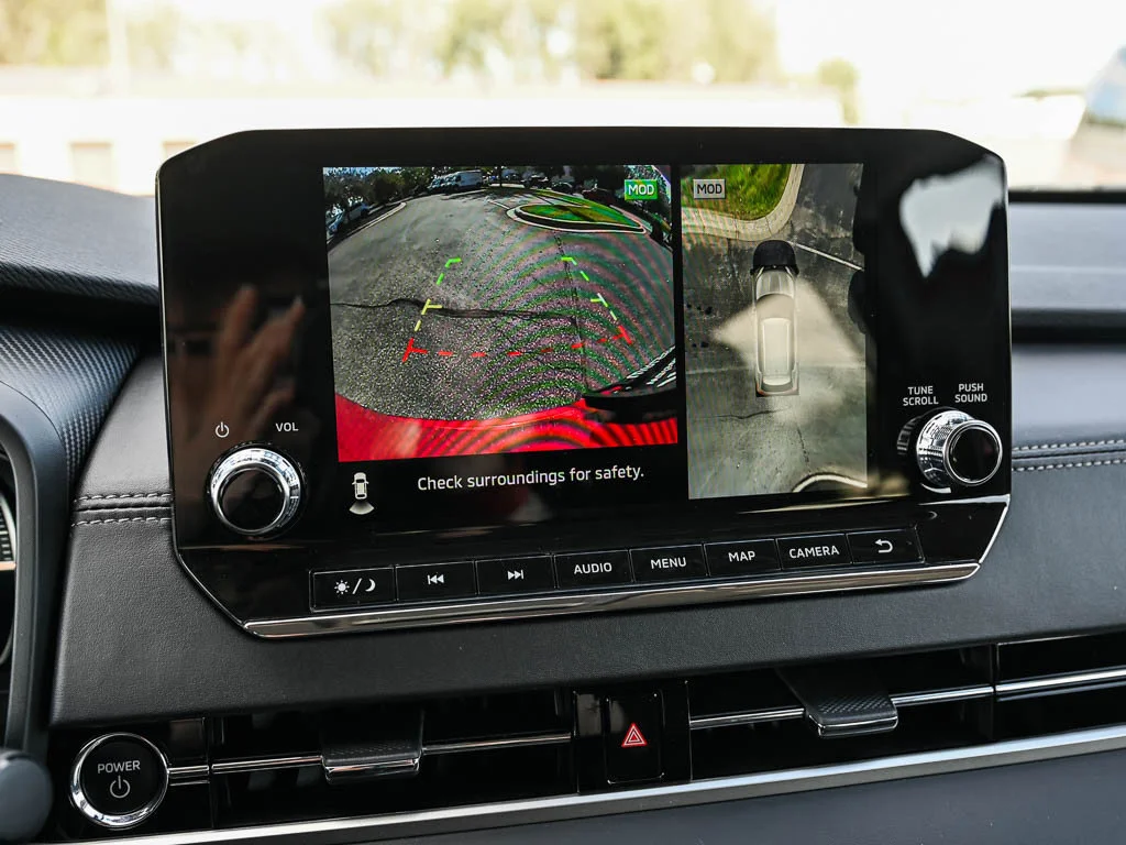 2025 Mitsubishi Outlander Plug-in Hybrid SEL - Photo 25