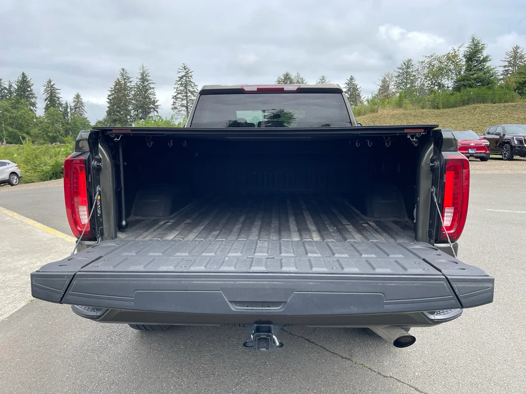 2022 GMC Sierra 2500HD AT4 - Photo 9