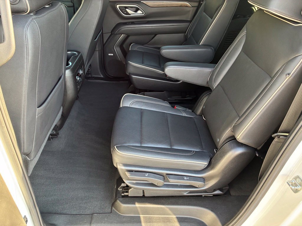 Used 2022 White Chevrolet Premier image 28