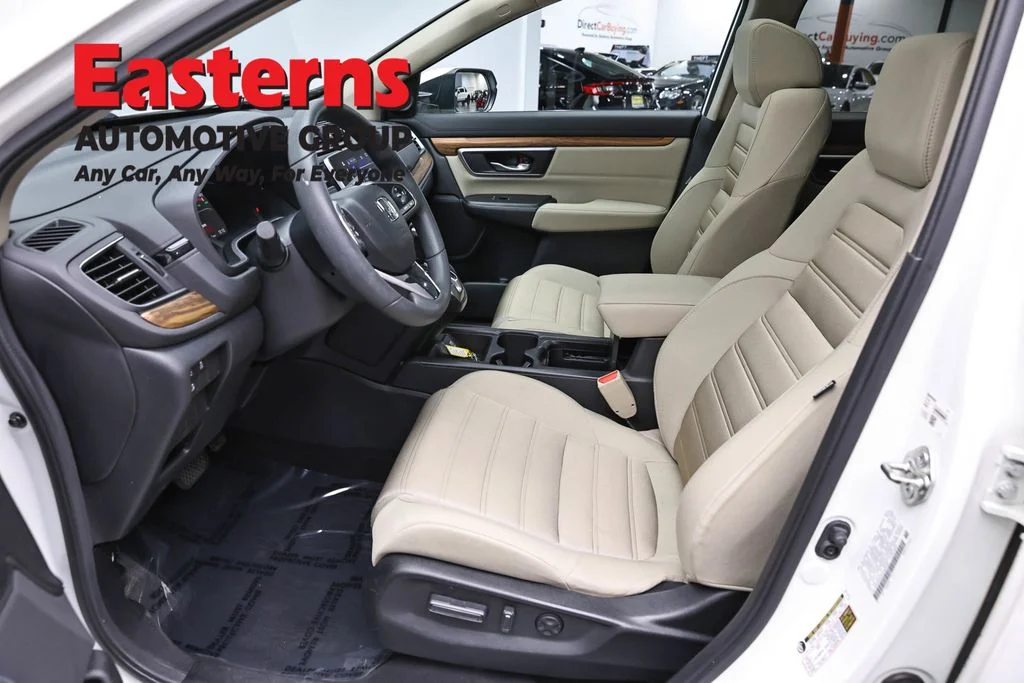 Used 2018 White Honda EX image 14