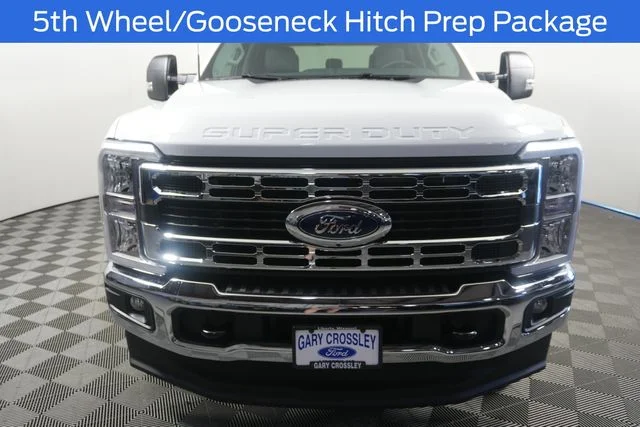 New 2026 Oxford White Ford F-250® XLT image 3