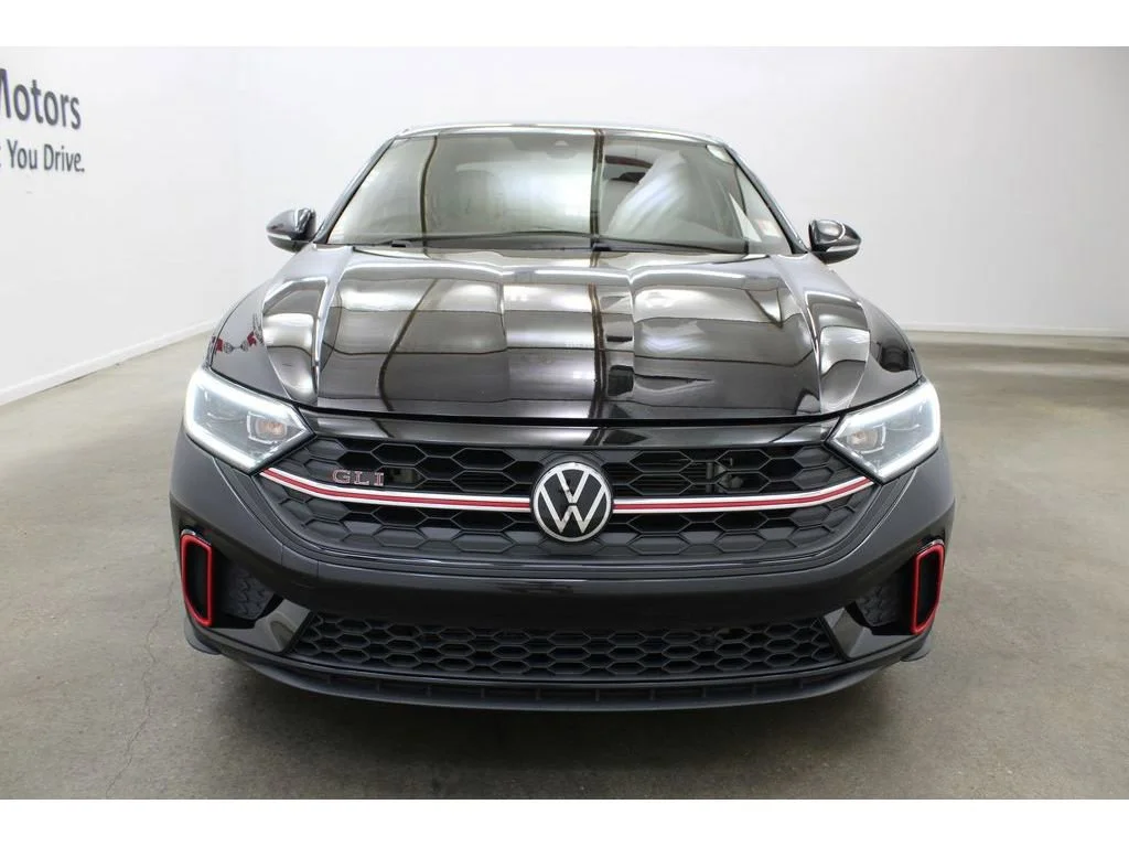 Used 2022 Black Volkswagen 2.0T Autobahn image 3