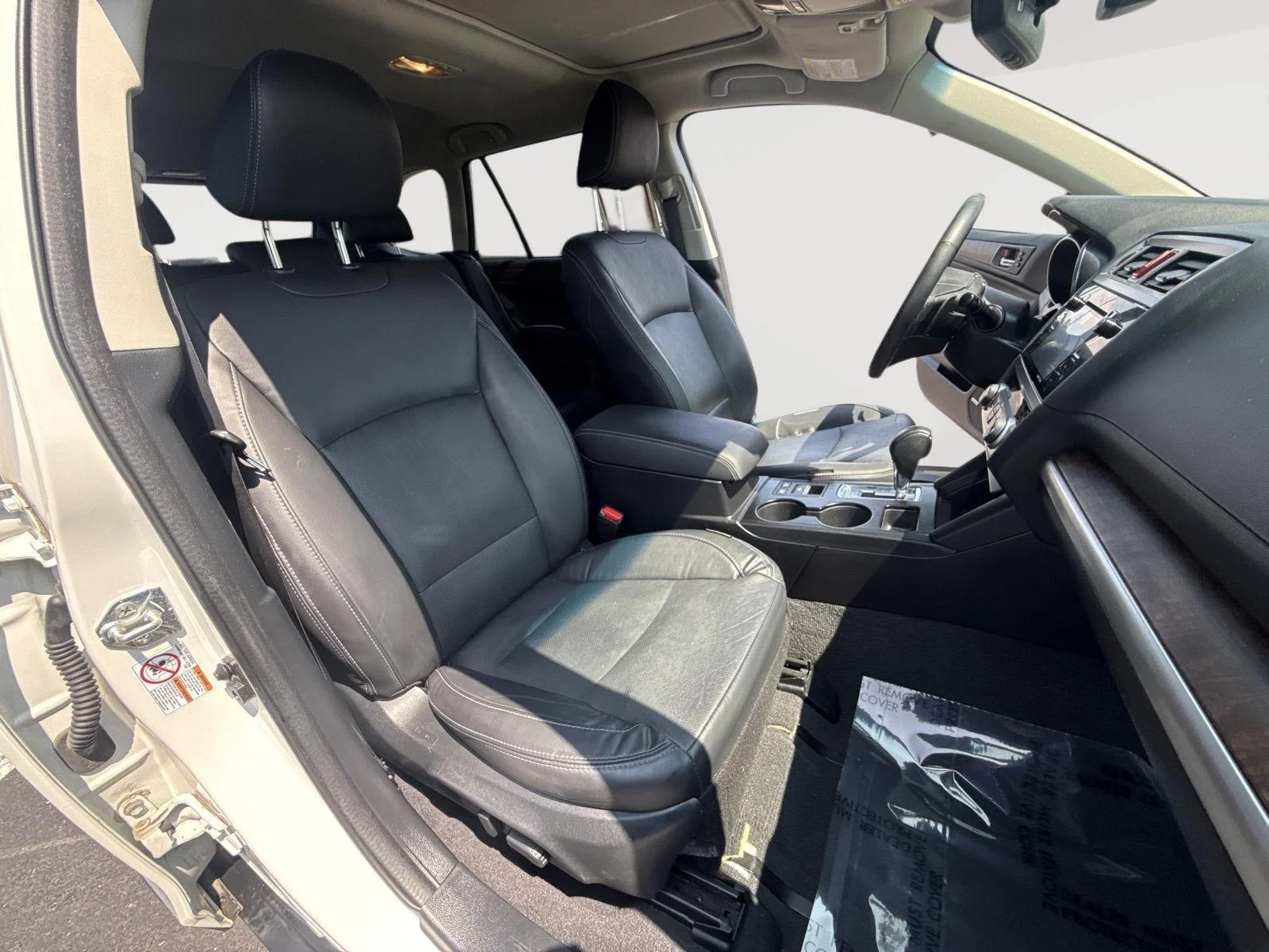 Used 2017 Crystal White Pearl Subaru Limited image 26