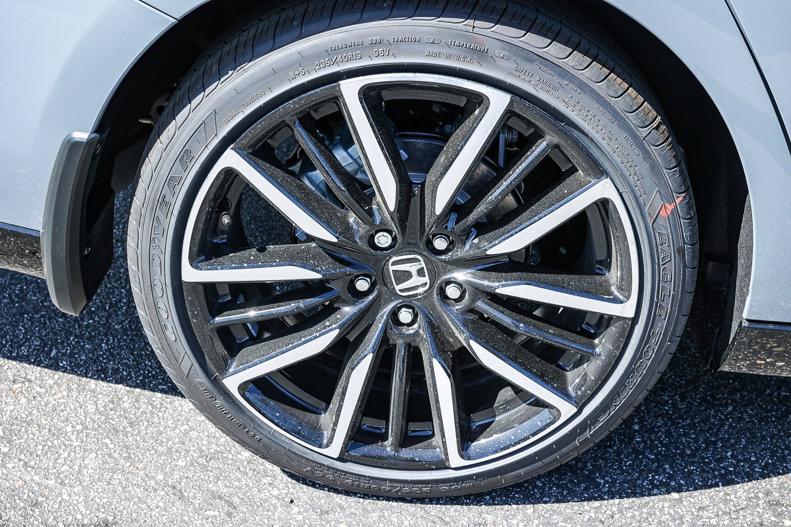 2026 Honda Accord Hybrid Touring - Photo 10