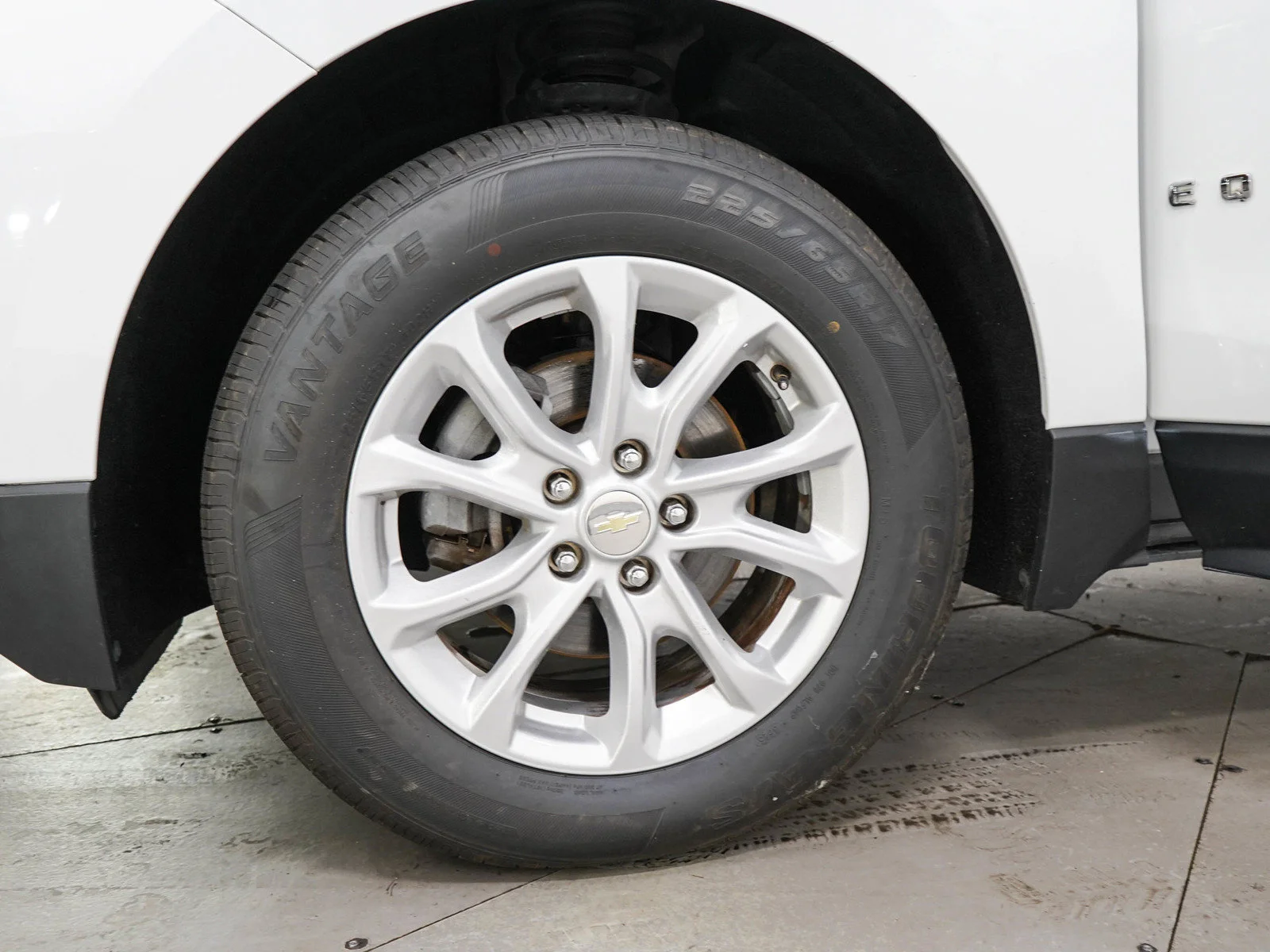 Used 2020 Summit White Chevrolet LT image 29