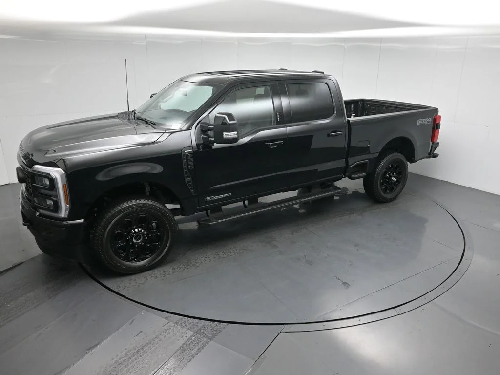 New 2026 Agate Black Metallic Ford Lariat image 43