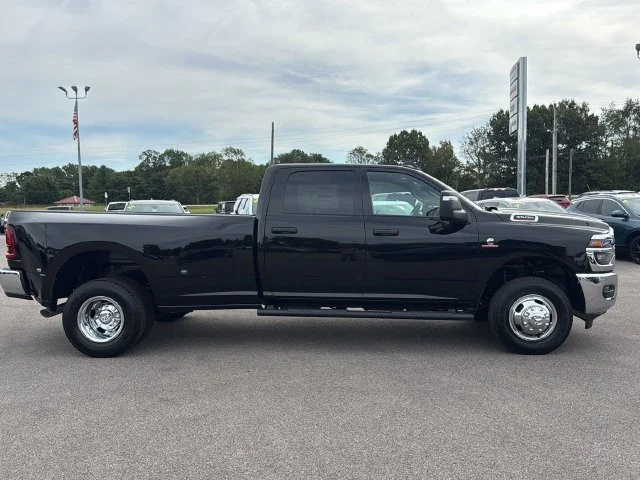 New 2027 Black Ram Tradesman image 9