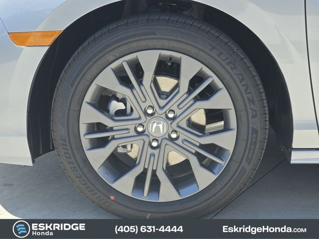 New 2026 Solar Silver Metallic Honda Touring image 9