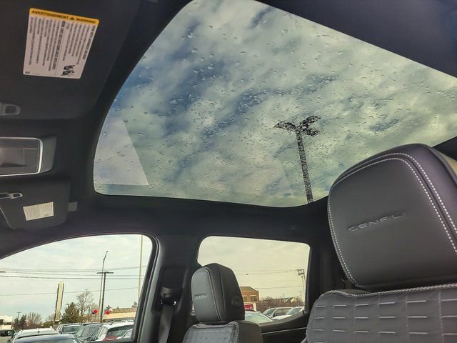 New 2025 Summit White GMC Extended Range Denali image 9