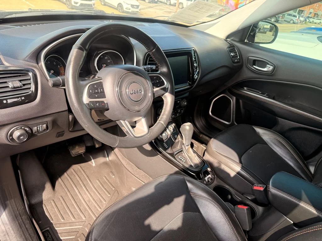 Used 2018 Black Jeep Limited image 20