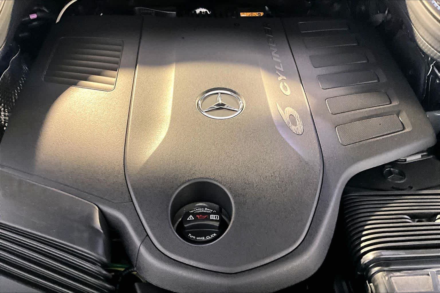 New 2026 MANUFAKTUR Alpine Grey Mercedes-Benz GLE 450 image 15