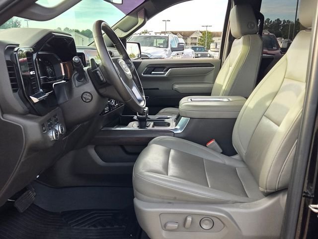 Used 2022 Black GMC SLT image 5