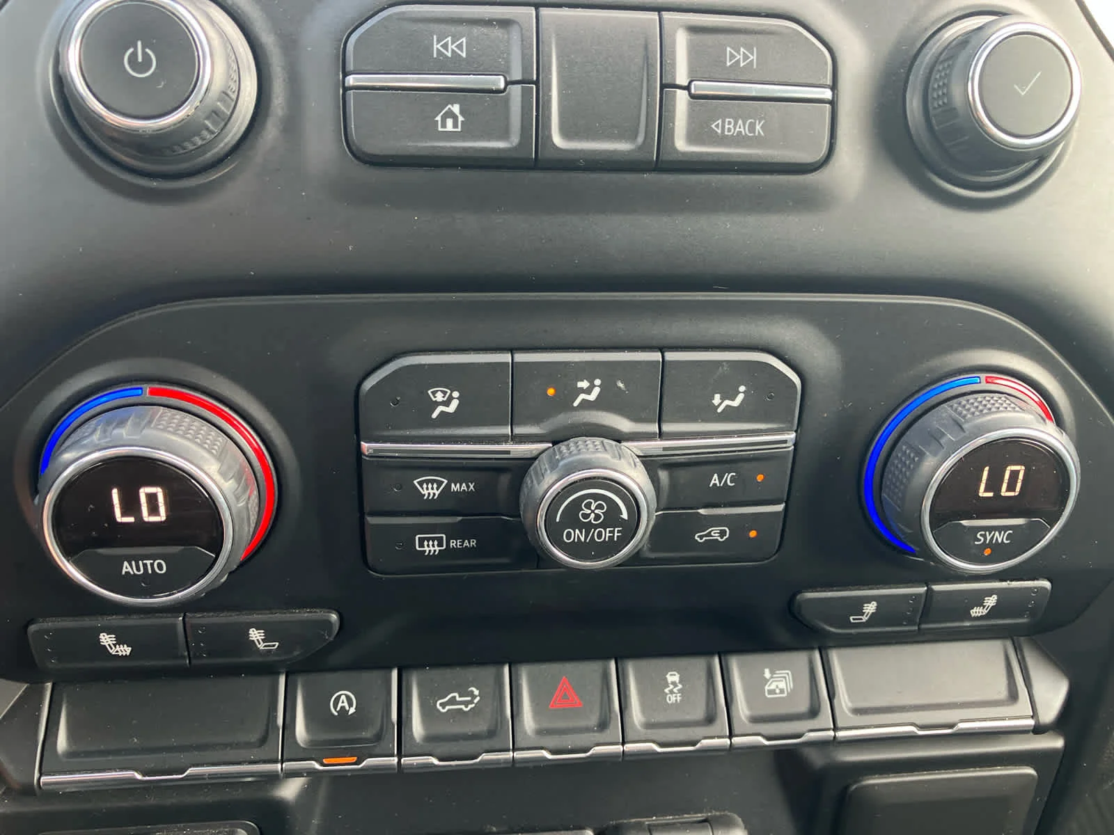 Used 2019 Cajun Red Tintcoat Chevrolet LT image 25