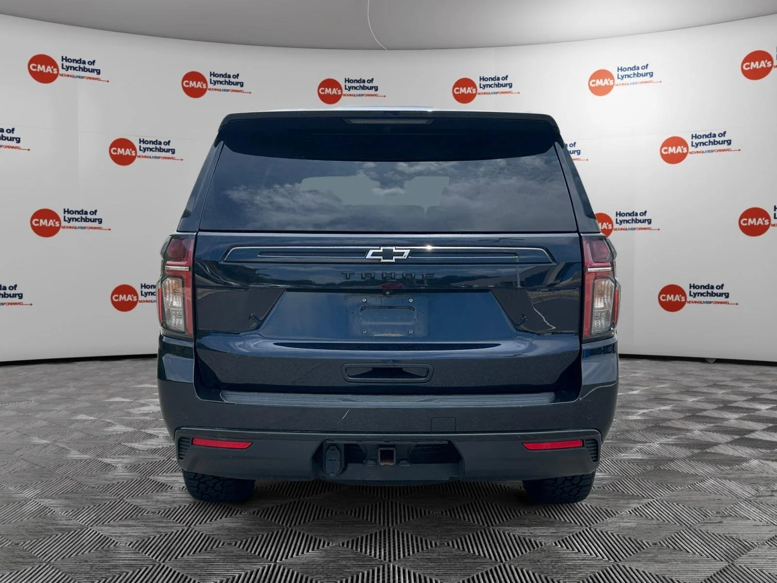 Used 2023 Black Chevrolet Z71 image 4