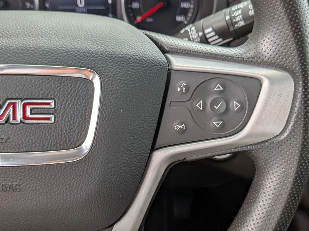 Used 2023 Black GMC SLE image 21
