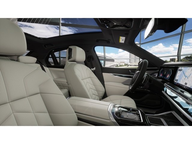 New 2026 Mineral White Metallic BMW 760i xDrive image 9
