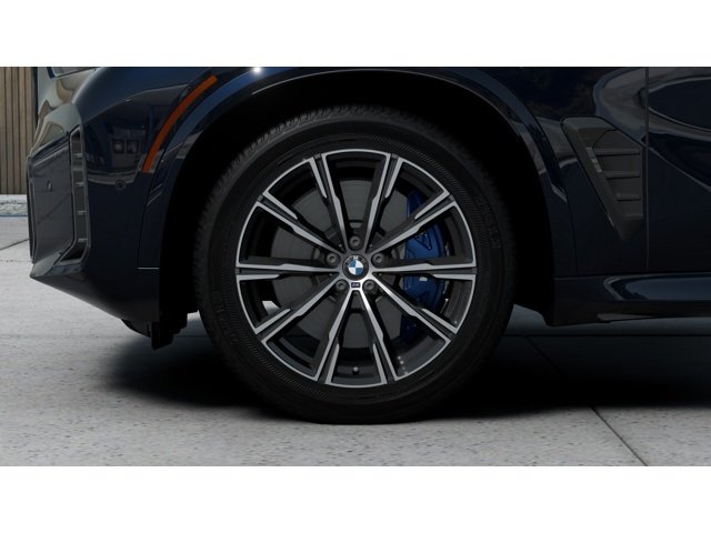 New 2026 Carbon Black Metallic BMW  image 7