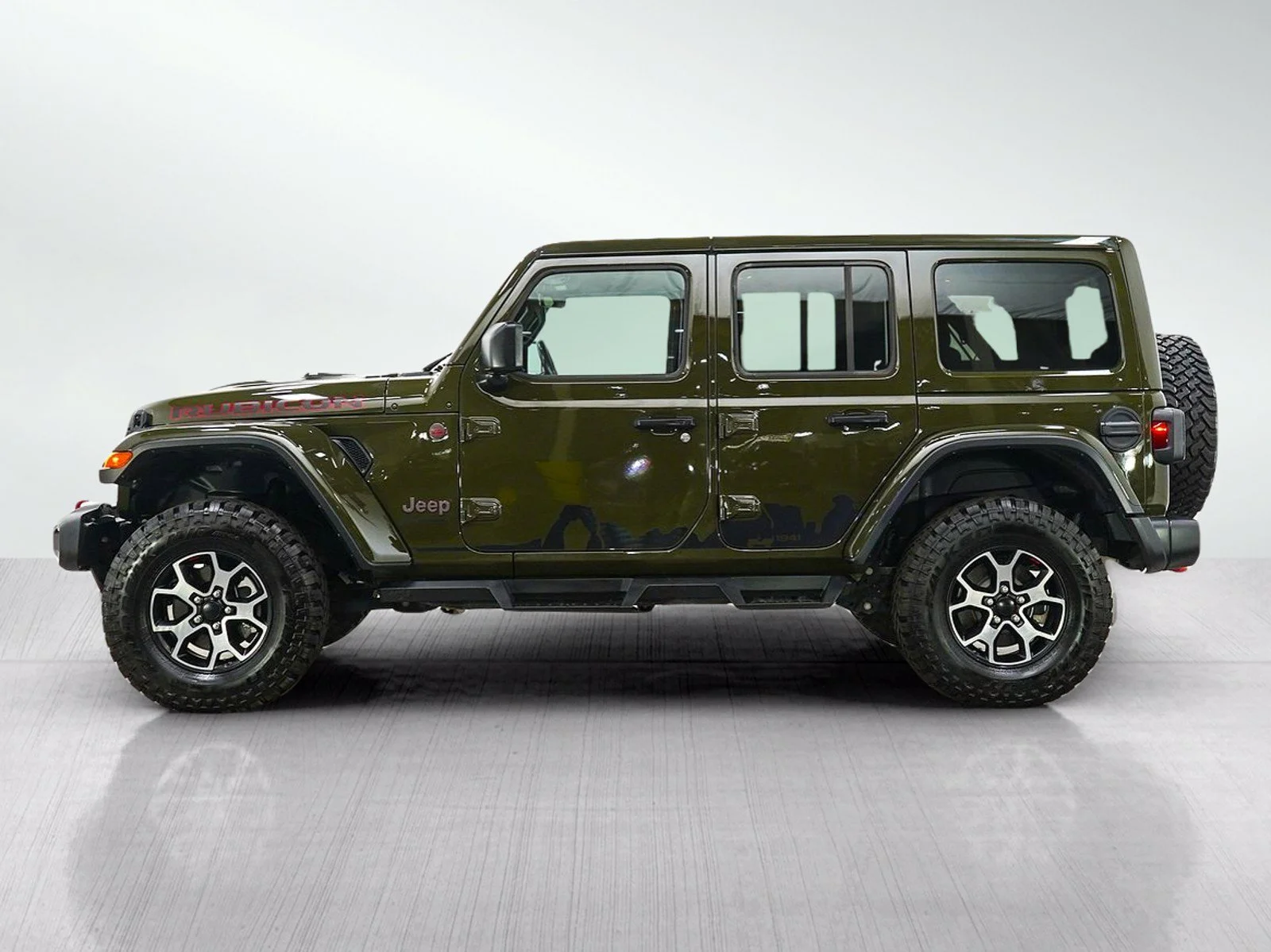 Used 2023 Sarge Green Clearcoat Jeep Rubicon image 2